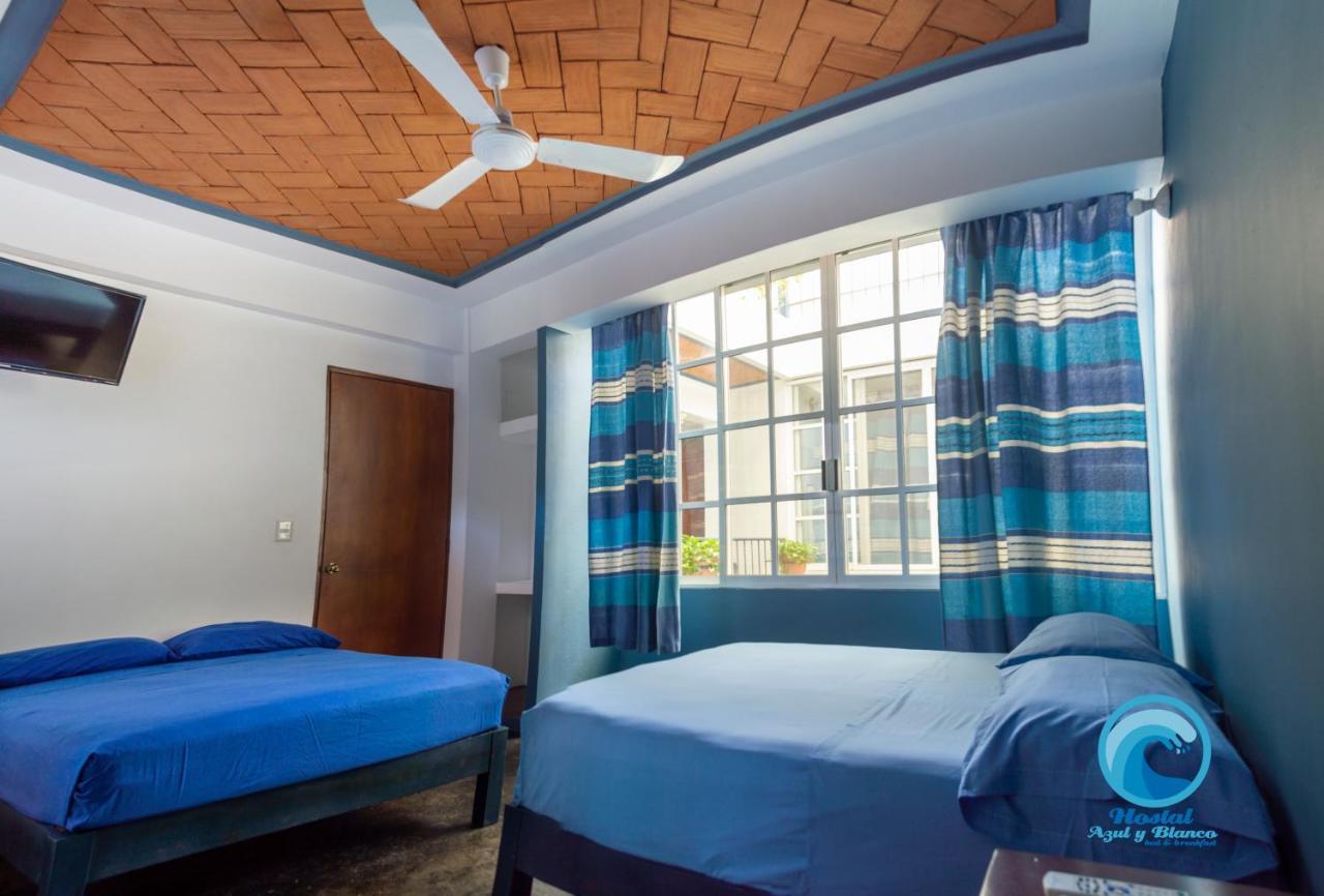 Hostal Azul Y Blanco Santa Cruz Huatulco Exteriör bild